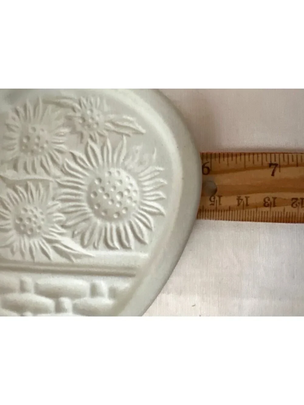 Pampered Chef Heart Cookie Mold Stoneware 1994 USA Decorative Wall Hanging